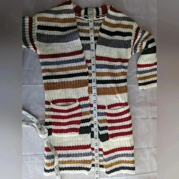 Girls Size 3T Long Cardigan Long Sleeve Stripped Crochet Sweater With Pockets - Picture 6 of 8